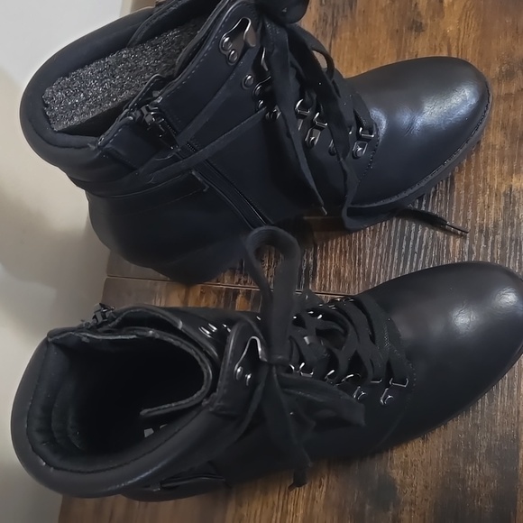 MIA Womens Annamaria Heeled Combat Boots - Picture 3 of 5